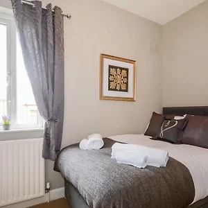 https://new-prospect-lodge-city-centre-terraced-house.yorkshirehotels.net